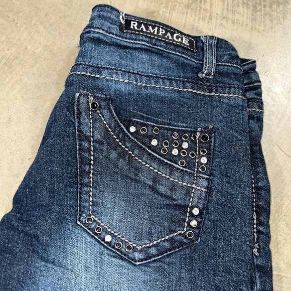 🤯RAMPAGE Medium Wash Denim w Crystal Studs 6 - Picture 4 of 5